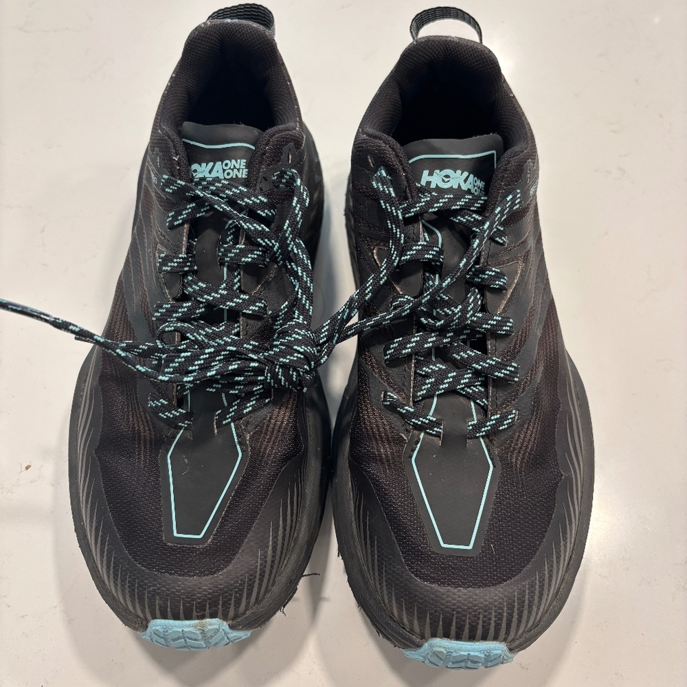 Hoka One One Speedboat 4 GTX Trail Shoe Women's 8